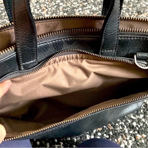 Mat & Nat bag with shoulder strap. In like new condition. Unused. - Picture 7 of 7